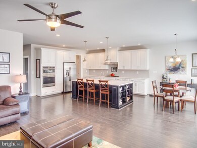 43151 Clarendon Square, Ashburn, VA 20148 - photo 6