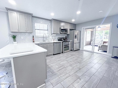 465 Tahitian Terrace, Jacksonville, FL 32216 - photo 4