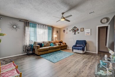 3626 Broad St, Houston, TX 77087 - photo 2