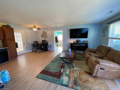 510 Weatherford Dr, King, NC 27021 - photo 4