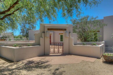 002_Courtyard Gates (1)