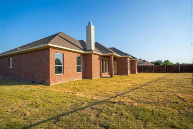 1200 Carnoustie Dr, Ennis, TX 75119 - photo 4
