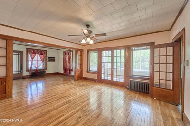 118 10th St, Matamoras, PA 18336 - photo 7