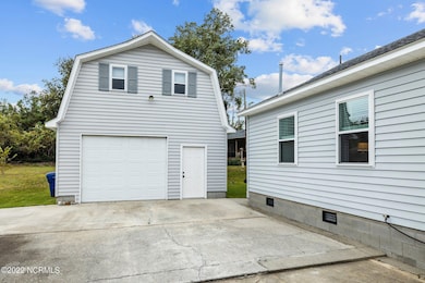 209 Forest Knoll Dr, Atlantic Beach, NC 28512 - photo 7