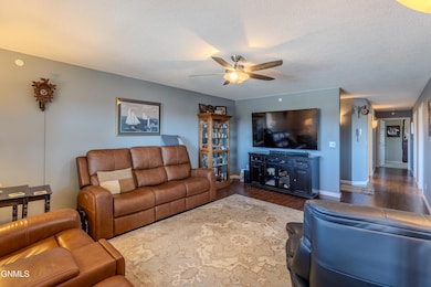 2510 Nash Ln 4-06