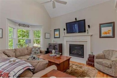 8 Mcneil Cir, Hopkinton, MA 01748 - photo 5