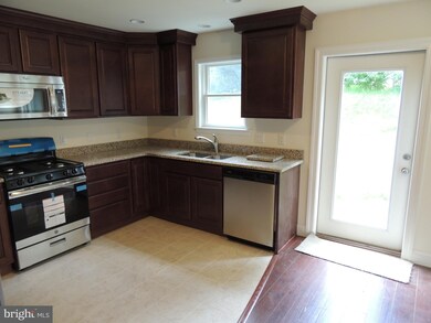 502 Dakemich Ct, Enola, PA 17025 - photo 6