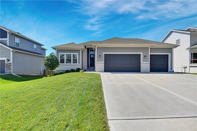 20707 W 49th St, Shawnee, KS 66218 - photo 2