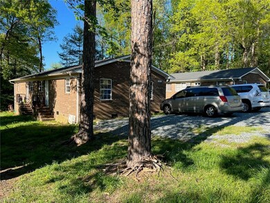 1041 and 1043 Pegram Ave, High Point, NC 27263 - photo 5