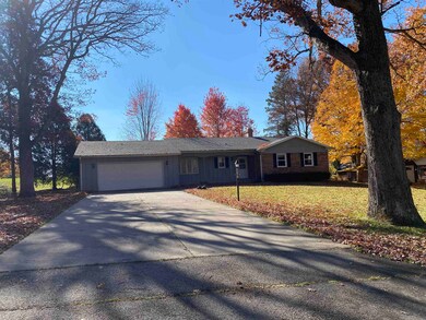 425 Oak Ridge Dr, Cedarville, IL 61013 - photo 4