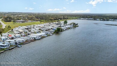 122 Forest Lake Dr, Cocoa, FL 32926 - photo 4