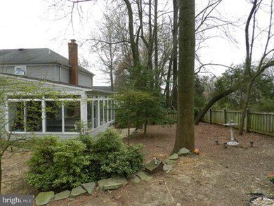 13202 Coralberry Dr, Fairfax, VA 22033 - photo 4