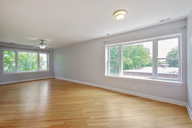 2915 W Granville Ave unit 3E, Chicago, IL 60659 - photo 2