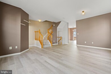 22893 Adelphi Terrace, Sterling, VA 20166 - photo 7