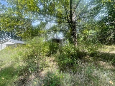 1126 Garland Ave E, West Helena, NY 72390 - photo 5