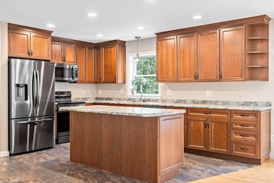 29 Pond Ridge Dr, Lewiston, ME 04240 - photo 7