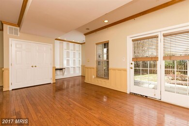 25491 Beresford Dr, Chantilly, VA 20152 - photo 7