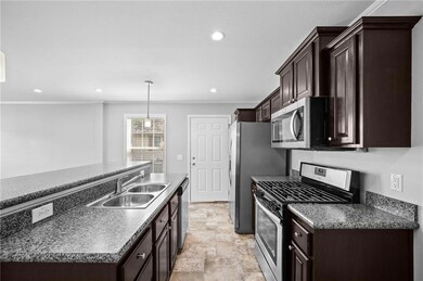 1708 E 29th St, Des Moines, IA 50317 - photo 5