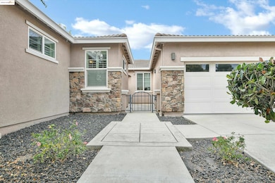 833 Marjoram Dr, Brentwood, CA 94513 - photo 3