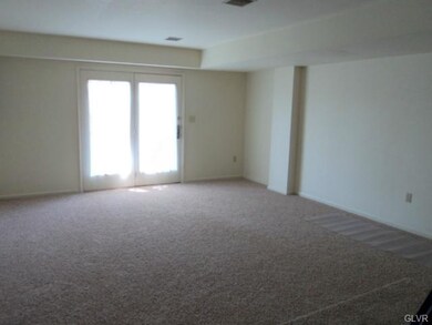 861 N Wahneta St, Allentown, PA 18109 - photo 6