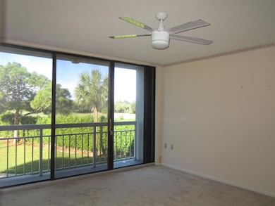 2791 Village Blvd unit 2060, West Palm Beach, FL 33409 - photo 5