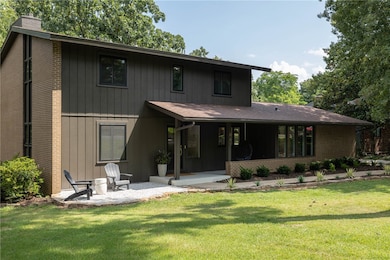 884 N Shrewsbury Ln, Fayetteville, AR 72701 - photo 3