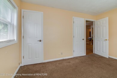 4816 Pleasant Grove Rd, Lansing, MI 48910 - photo 6