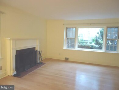 104 Orchard Ave, Hightstown, NJ 08520 - photo 4