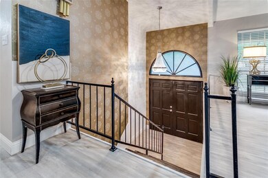 1402 Driftwood Dr, Euless, TX 76040 - photo 2