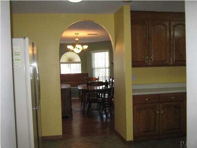 9610 Pinecone Dr, Cantonment, FL 32533 - photo 7