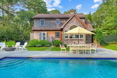 70 Marthas Rd, Edgartown, MA 02539 - photo 4