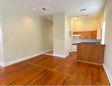 7722 Oak St, New Orleans, LA 70118 - photo 3