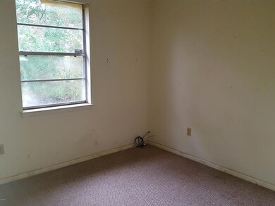 10405 Riverbend Cir, Moss Point, MS 39562 - photo 7