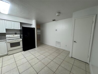 334 E 2nd St unit 334, Hialeah, FL 33010 - photo 4