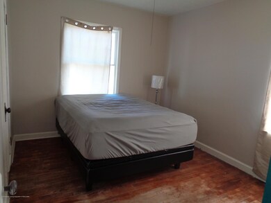 hollywood bedroom 1