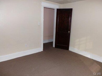 855 N Sherman St unit 2, Allentown, PA 18109 - photo 6