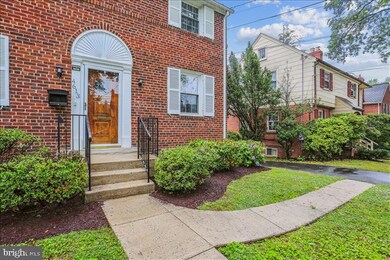 4613 Cheltenham Dr, Bethesda, MD 20814 - photo 4