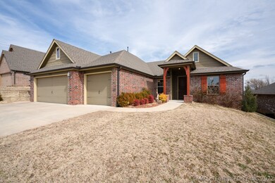 8433 N 77th East Ave, Owasso, OK 74055 - photo 3