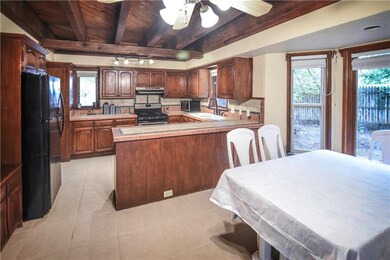 904 N Blackwelder Ave, Edmond, OK 73034 - photo 6