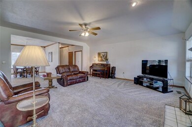 506 Pool Ln, Shawnee, OK 74801 - photo 7