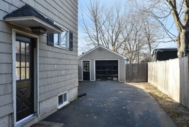 9 Waterview Ave, Riverside, RI 02915 - photo 6