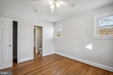 722 Edmondson Ave, Catonsville, MD 21228 - photo 6