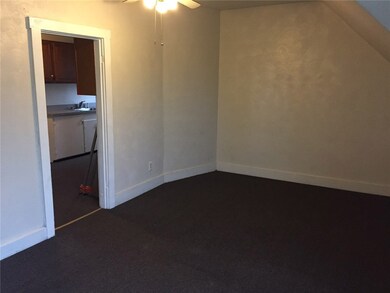 27 Providence St, Woonsocket, RI 02895 - photo 4