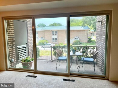 3364 Gleneagles Dr unit 711F, Silver Spring, MD 20906 - photo 4