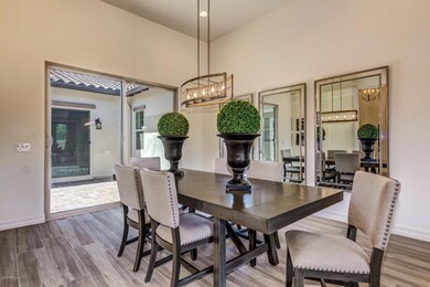 DANIELSON_DINING