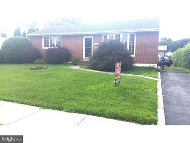 1206 Vauclain Ave, Woodlyn, PA 19094 - photo 2