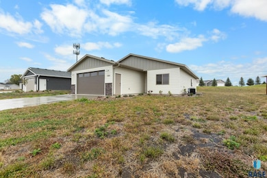 1004 S 6th Ave, Rock Rapids, IA 51246 - photo 4