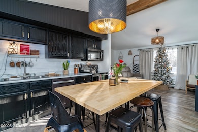 8 Kemble Cir, East Grand Forks, MN 56721 - photo 5