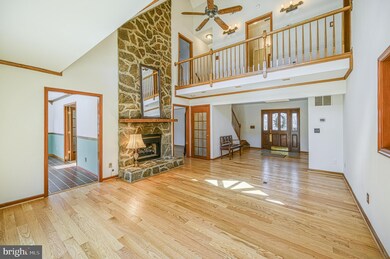 525 Harrison Cir, Locust Grove, VA 22508 - photo 3