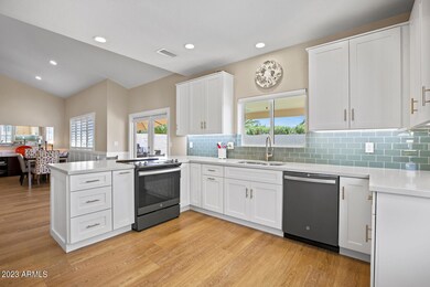 KITCHEN OPEN TO GREATROOM